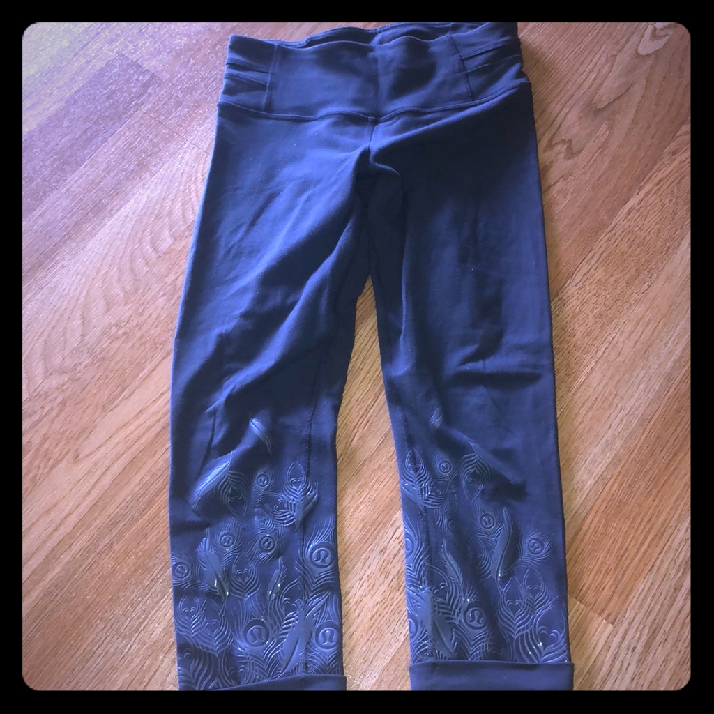 Authentic Lululemon Paints Great Condition
